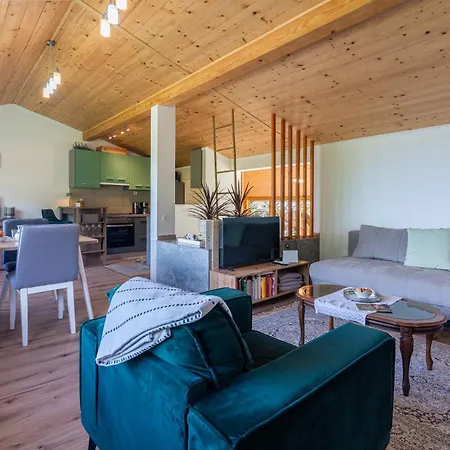 Daylin Holiday home *